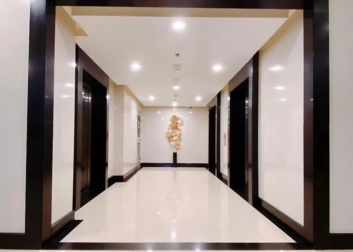 Luxury 2br Retreat Next To Okada Solaire Casino Moa Airsports * Manila